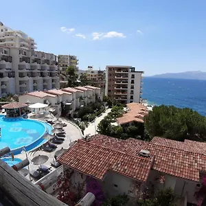 Bougainville Bay Apartamento Sarandë