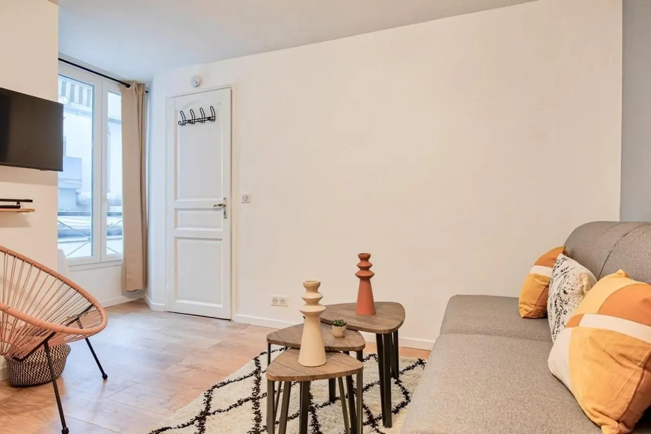 CV1G Charming studio at République - 2P Apartamento París Francia